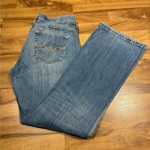 Wrangler Shiloh Jean Lighter Wash Size 9/10